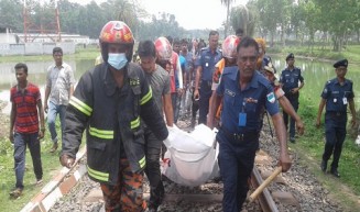 যশোরে ট্রেনে কাটা পড়ে পুলিশ পরিদর্শক নিহত