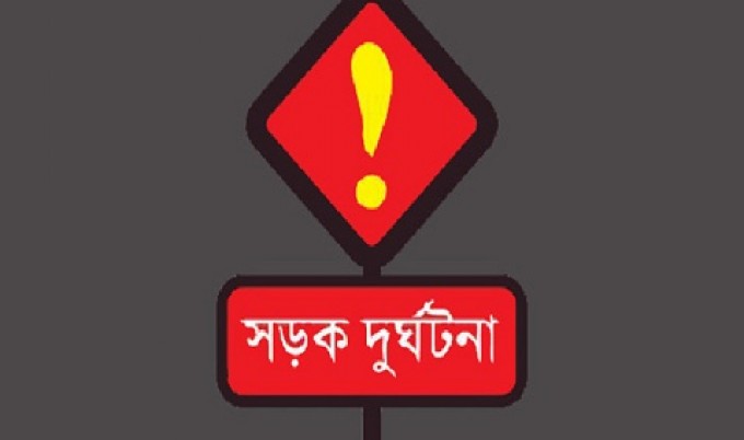 দিনাজপুরে বাসের ধাক্কায় বাবা-মেয়েসহ নিহত ৩