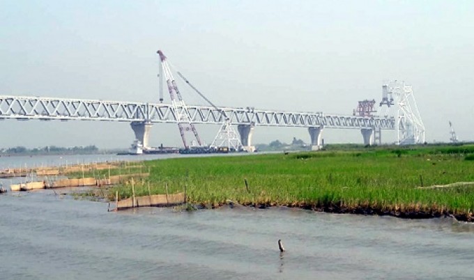 পদ্মা সেতুর ১৬৫০ মিটার দৃশ্যমান