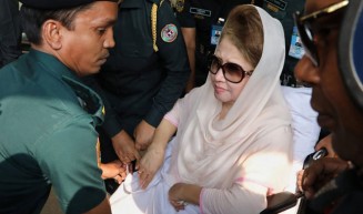 দুই মামলায় হাইকোর্টে খালেদার জামিন