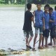 পদ্মায় পানি কমলেও দুর্ভোগ কমেনি