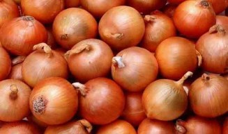 পেঁয়াজের কেজি ১০০ ছাড়ালো