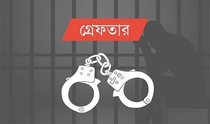 ফেসবুকে স্ট্যাটাস দেয়ায় খুলনায় প্রবীণ সাংবাদিক গ্রেফতার