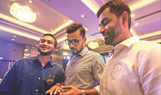 ট্যাক্স কার্ড পাচ্ছেন মাশরাফি সাকিব তামিম
