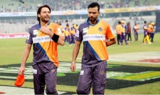 কুমিল্লার বিপক্ষে স্বরূপে মাশরাফির ঢাকা