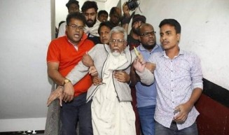 দৈনিক সংগ্রাম সম্পাদককে পুলিশে সোপর্দ, কার্যালয়ে তালা