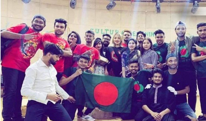 করোনা ভাইরাস: চীনের উহানে আটকা পড়েছে ৫০০ বাংলাদেশি
