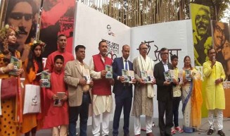 ডা. শাহজাদা সেলিমের দুটি বইয়ের মোড়ক উন্মোচন
