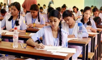 পেছাচ্ছে এইচএসসি পরীক্ষা