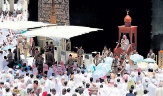 খুতবা ছাড়া জুমার নামাজ হয় না