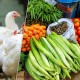 কমলো মুরগির দাম, বেড়েছে সবজির