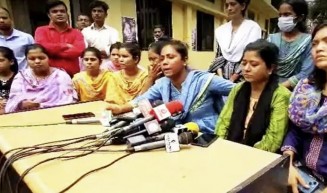 ইডেন কলেজ বহিষ্কৃতদের আমরন আনশনের যাবার হুমকি