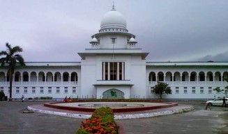 অবসরের তিন বছরের মধ্যে নির্বাচন করতে পারবে না সরকারি কর্মকর্তারা