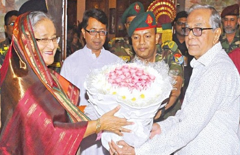 শেখ হাসিনাকে সরকার গঠনের আমন্ত্রণ রাষ্ট্রপতির