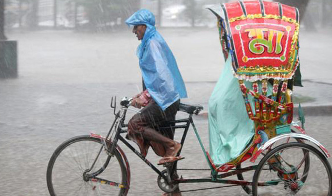 বিকল্প ব্যবস্থা ছাড়া রিকশা চলাচল বন্ধ না করার দাবি