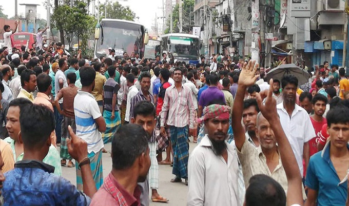  ‘যেখানেই রাস্তা, সেখানেই রিকশা’