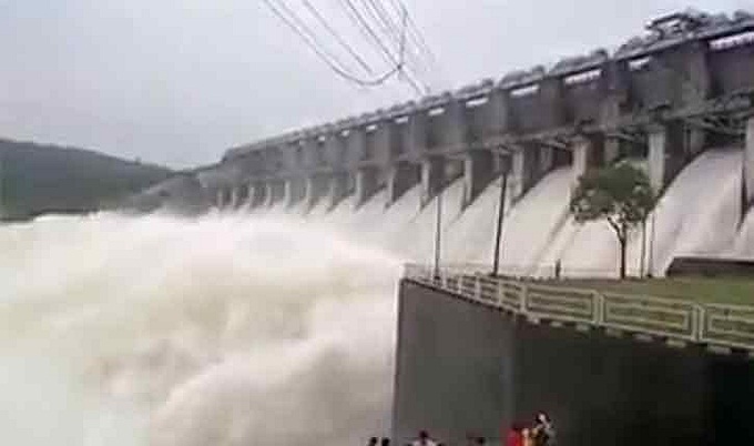 ফারাক্কা সব গেট খুলেছে ভারত, বাংলাদেশে বন্যার আশঙ্কা