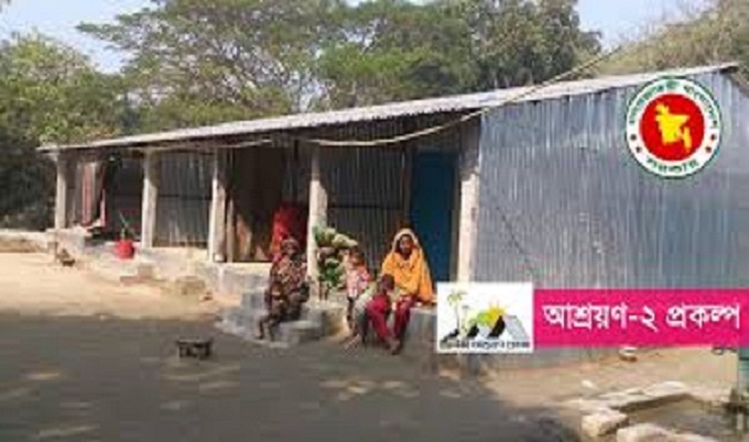 নোয়াখালীতে প্রধানমন্ত্রীর আশ্রায়ন-২ প্রকল্পে কোটি টাকা হরিলুট