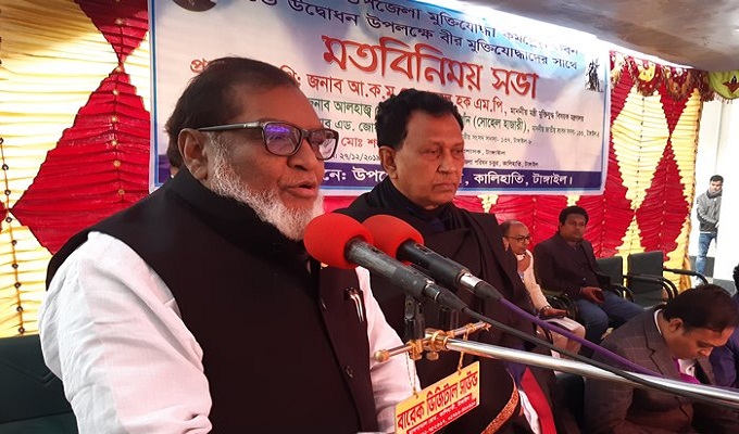 আমি সকলের কাছে ক্ষমাপ্রার্থী: মুক্তিযুদ্ধমন্ত্রী