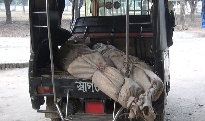 দিনাজপুরে ‘গোলাগুলিতে’ ২ ডাকাতের মৃত্যু