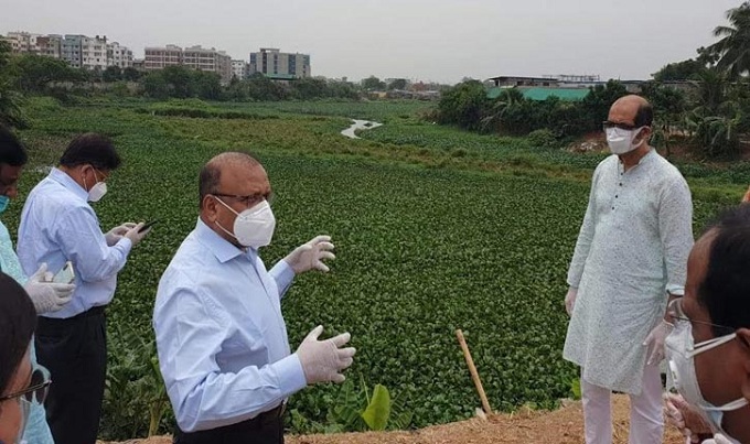 ‘ত্রাণ অনিয়মে জড়িতদের ছাড় নেই’