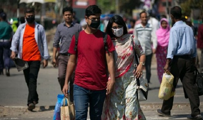 বাংলাদেশ করোনামুক্ত হচ্ছে মে মাসে, ডিসেম্বরে বিশ্ব