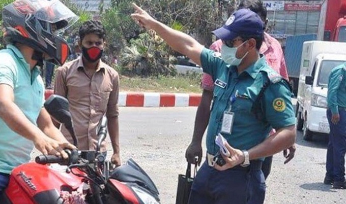 ঢাকায় আসা-যাওয়া নিয়ন্ত্রণে আরও কঠোর ডিএমপি