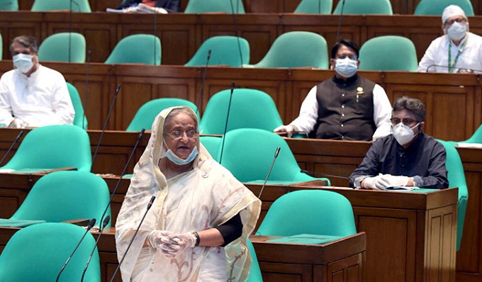 ‘উচ্চহারে সংক্রমিত এলাকা লকডাউনের উদ্যোগ নেওয়া হয়েছে’