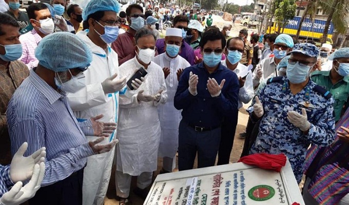 রাস্তায়-উন্মুক্ত স্থানে কোনো বর্জ্য থাকবে না : মেয়র তাপস