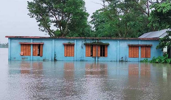 গাইবান্ধার ৪০ গ্রাম প্লাবিত