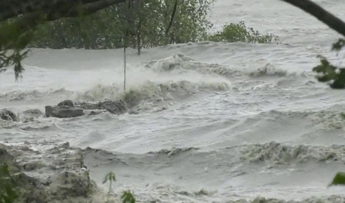 উপকূলে ১-৩ ফুট উচ্চতায় ঢুকতে পারে জোয়ারের পানি