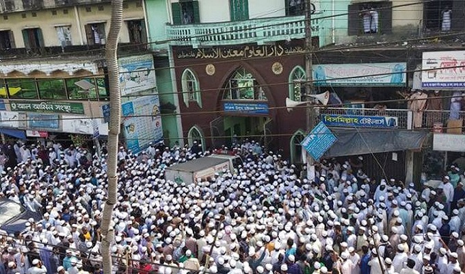 লোকারণ্য হাটহাজারী, ৪ উপজেলায় বিজিবি মোতায়েন