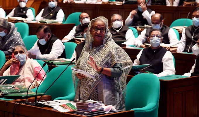 বঙ্গবন্ধুর আদর্শ নিয়েই বাংলাদেশ গড়ে তুলতে চাই: প্রধানমন্ত্রী