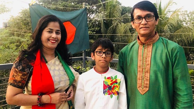 স্ত্রী-সন্তানসহ করোনায় আক্রান্ত আজিজুল হাকিম