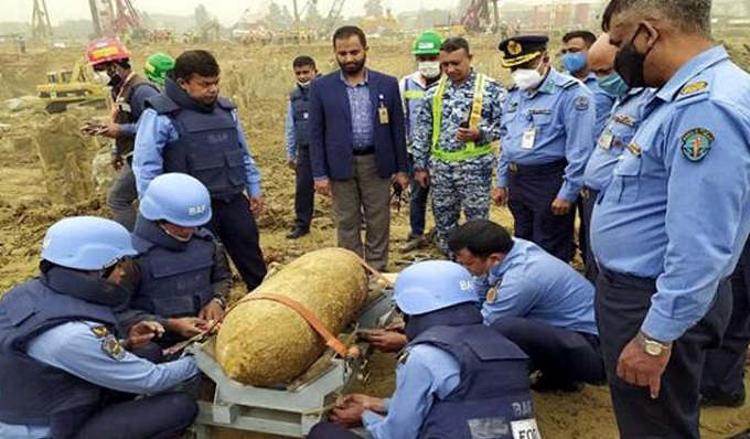 বিমানবন্দরের নির্মাণাধীন টার্মিনালে মিলল ২৫০ কেজির বোমা