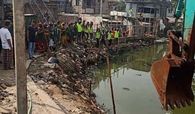 ইব্রাহিমপুর খালের অবৈধ দখল উচ্ছেদ শুরু করেছে ডিএনসিসি