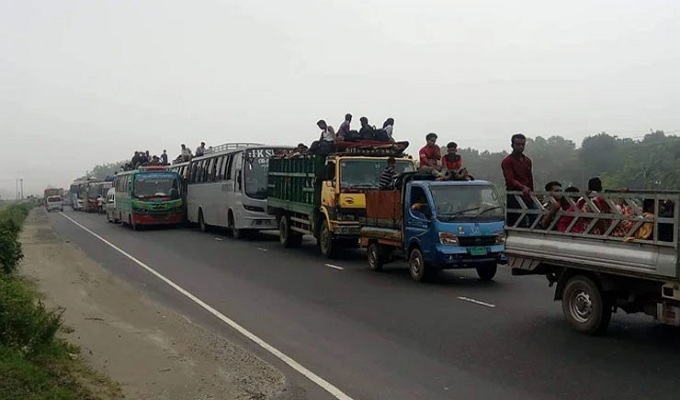 সেতুতে ফাটল, ঢাকা-আরিচা মহাসড়কে দীর্ঘ যানজট