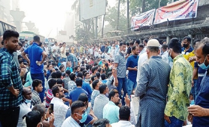 পুলিশের কড়া পাহারার মধ্যেই বিএনপির প্রতিবাদ সমাবেশ শুরু