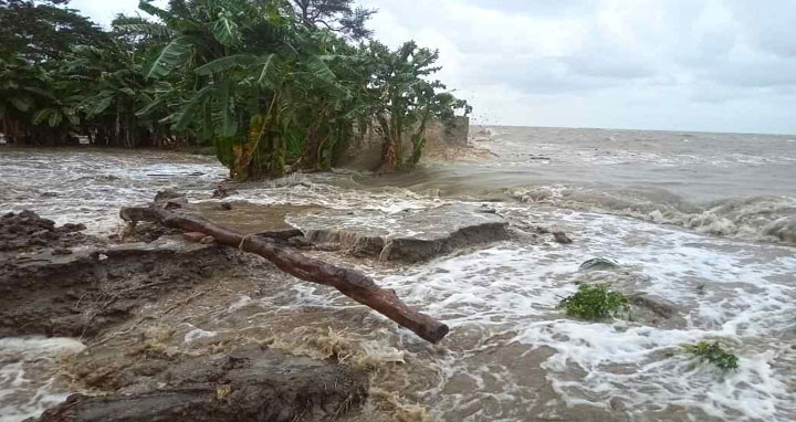 ঘূর্ণিঝড় ইয়াস: উপকূলীয় জেলাগুলোতে সমুদ্র ও নদ-নদীর পানি বেড়েছে