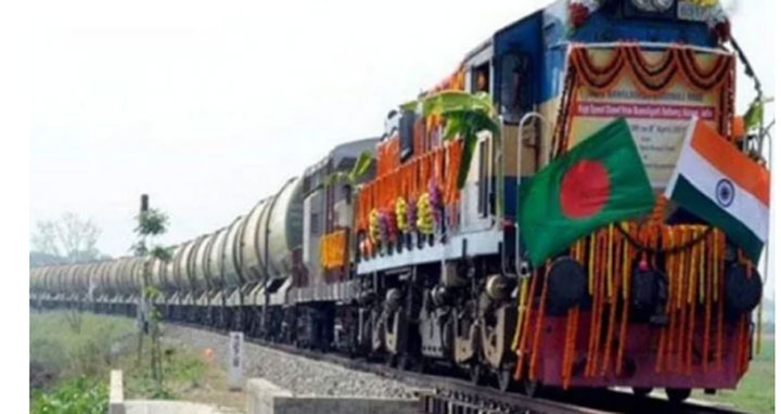 ৫৬ বছর পর চিলাহাটি-হলদিবাড়ি রেলপথ দিয়ে বাংলাদেশ-ভারত ট্রেন চলাচল শুরু