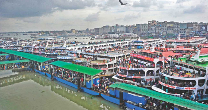 বাড়তি ভাড়া প্রত্যাহার, শতভাগ যাত্রী নিয়ে চলবে লঞ্চ