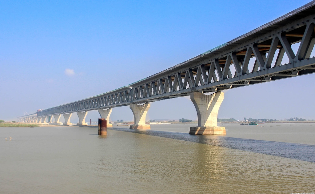 পদ্মা সেতুতে ধাক্কা সামলাতে যে সিদ্ধান্ত নিল বিআইডব্লিউটিসি