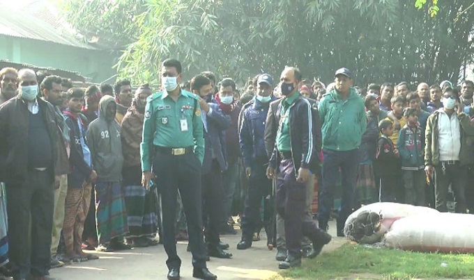 কুয়েট শিক্ষক ড. সেলিমের লাশ পুনরায় দাফন