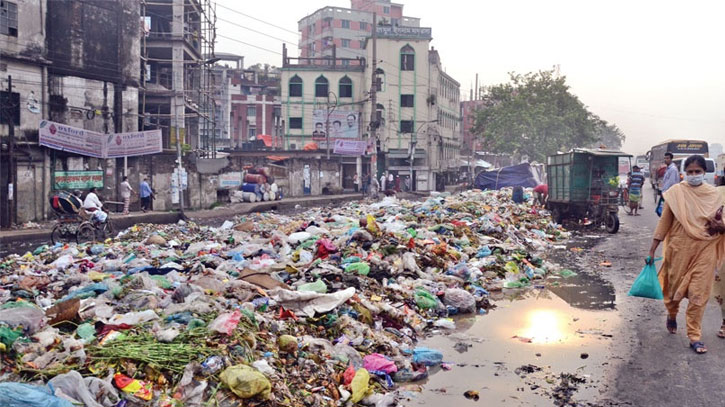 ময়লার স্তূপে মিললো নারীর পোড়া লাশ