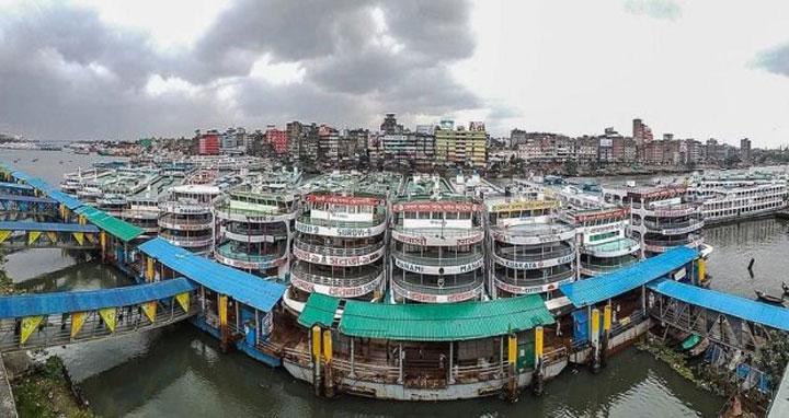 সব নৌযানের ফিটনেসসহ হালনাগাদ তথ্য চেয়েছেন হাইকোর্ট