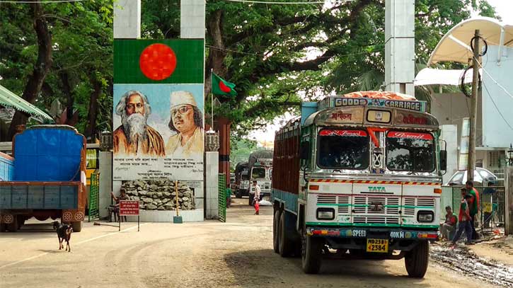 বেনাপোলে পুনরায় আমদানি-রপ্তানি শুরু