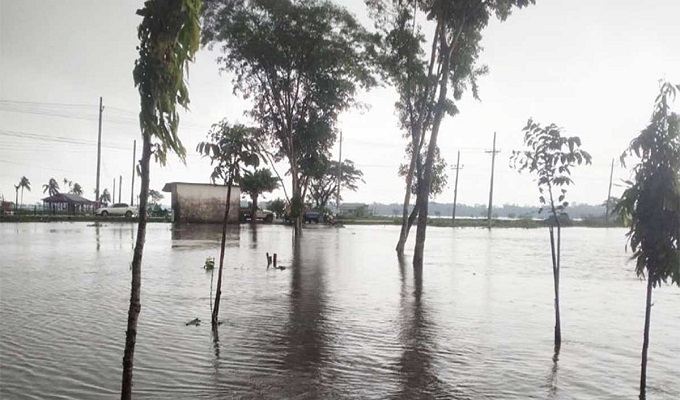 বন্যার্তদের উদ্ধারে নৌবাহিনী, যুক্ত হচ্ছে হেলিকপ্টার-ক্রুজ