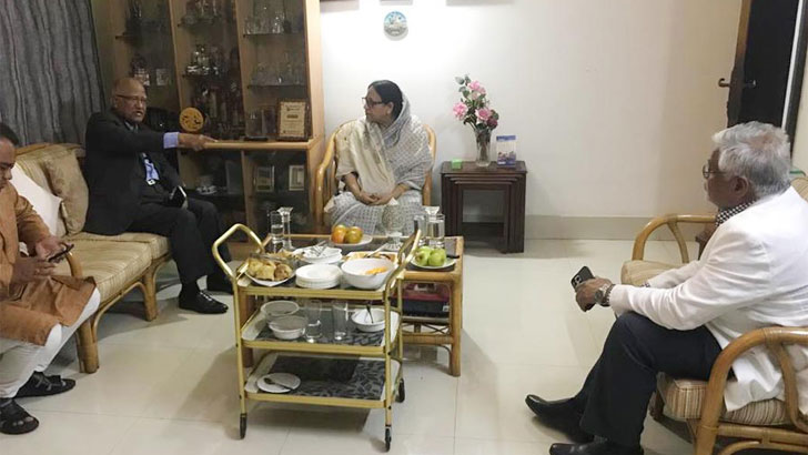 ফখরুল-আব্বাসের পরিবারের পাশে বিএনপি