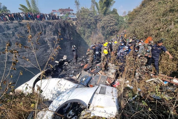 নেপালে বিমান দুর্ঘটনায় নিহতের সংখ্যা বেড়ে ৬৪