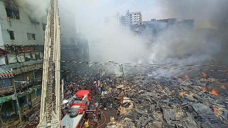 মার্কেটটি ঝুঁকিপূর্ণ:দশবার নোটিশ দেওয়া হয়েছিল: ফায়ার সার্ভিস ডিজি